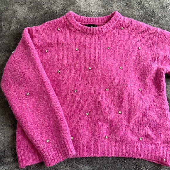 Pink Sweater - Picture 2 of 5
